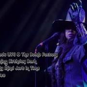 Out Of My Mind Just In Time Erykah Badu Deep Video