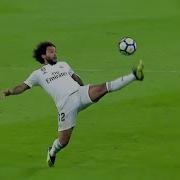 Legendary Ball Controls In Football