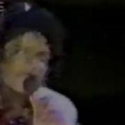 Eddie Van Halen And Michael Jackson Beat It LIVE 1984