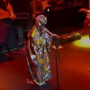 Ms Lauryn Hill Remixes Drake S Nice For What Live At The Apollo 5 1 18