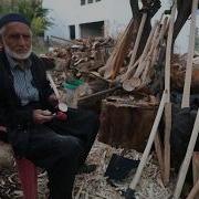 85 Yaşındaki Ahmet Usta 70 Yıldır Kaşık Oyuyor Ahşaba Hayat Veriyor