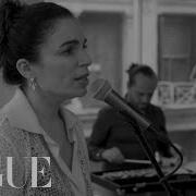 Yael Naïm Preforms Trapped Off Her Latest Album Older