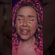 Tears Of Gold Using Special Eyes Drop