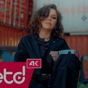 Merve Özbey Zümrüdüankam