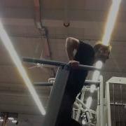 FLS Coach Michael Bachmann Performs Weighted Dips Slow Eccentric