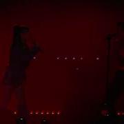 Hande Yener Ft Mert Demir Kibir Live At Zorlu