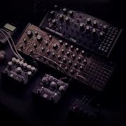 Behringer NEUTRON Moog DFAM Shift Line ASTRONAUT Universe Zen TESSERACT Experimental Music