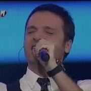 Sinan özen Söylüyor Ne Fayda Içimde Yılların Yorgunluğu Var 2010