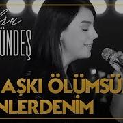 Ebru Gündeş Ben Aşkı Ölümsüz Bilenlerdenim Canlı Performans