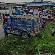 First Starting New Project Filling Land Build Road By Bulldozer KOMAT SU D61PX With Trucks 5ton