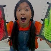 Wendy Plays With 3D Pin Art Toy Fun Art Toys For Kids To Create Share And Play