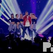 Руки Вверх Он тебя целует Crocus City Hall 2016