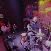 Kuşbakışı Nev Zor Canlı Performans Holly Stone Kuşadası