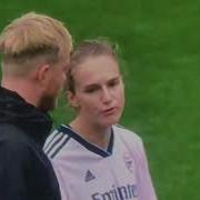 Dispirited Vivianne Miedema Having Words With Arsenal Manager Jonas Eidevall