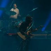 Paranoid Black Sabbath Cover Full Song Living In LA Weezer Baltimore Arena 3 17 19