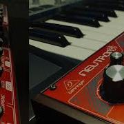Behringer Neutron Patch Synthwave Retrowave Style Bass
