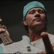 Fender Tom Delonge Signature Stratocaster Unboxing What S My Age Again