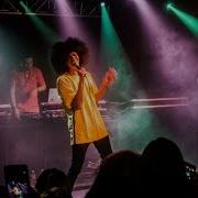 Trinidad Cardona Jennifer Live