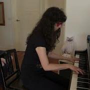 Round The Twist Theme Song On Piano