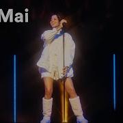 Ella Mai Performs Trip Live At Sydney Opera House