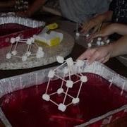 Jello Shake Table Seismic Waves Simulation