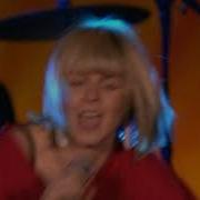 Robyn Keep This Fire Burning At Swedish Hit Music Awards S
