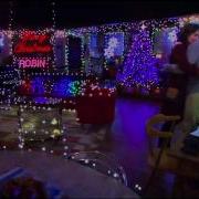 How I Met Your Mother Christmas Lights Cheering Robin Up CBS