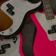 Fender Mark Hoppus Jaguar Bass Signature Tone Test