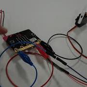 Servo Attached To Micro Bit