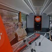 HONNE Performs HAPPY DAY LIVE On Wish 107 5 Bus