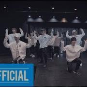 Stray Kids District 9 Dance Practice