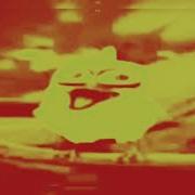 Screaming Earrape Bird With Flashing Lights