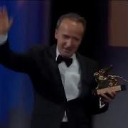Roberto Benigni Receives Lifetime Achievement And Dedicates It To His Wife With English Subtitles