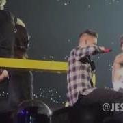 One Direction Liam And Louis Water Fight Little Things HQ