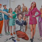 ТЕЛОХРАНИТЕЛЬ ЛЕОНЫ Почему все ребята считают ее Лузером
