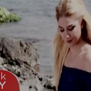 Gizem Kara Hayatım Paramparça Official Video