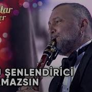 Unutamazsın Hüsnü Şenlendirici Şarkılar Bizi Söyler Performans