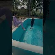 IPOOLGO Inflatable Swimming Pool 4 2 0 8m Size Quickly Set Up