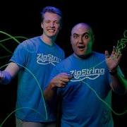 ZipString Luma ЭТО УДИВИТЕЛЬНО Лучшая светящаяся в темноте игрушка