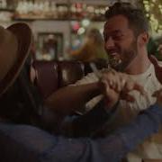 Nikki Artem Have A Pie Fight In A Restaurant