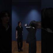 Hwang Sibling Doing Chkchkboom Challenge Skz Straykids Hyunjin Yeji Itzy
