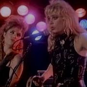 The Bangles Walk Like An Egyptian Official Video