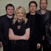 Suede Speak To Lauren Laverne