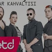 Emre Aydın Feat Model Bir Pazar Kahvaltısı