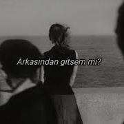 Funda Çaresizim Lyrics