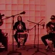 KennyHoopla Estella Feat Travis Barker Acoustic Performance