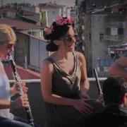 İrem Derici Nazende Sevgilim Best Fm Akustik