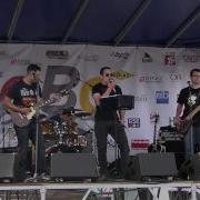 Adamantium Live Scream Fight And Die