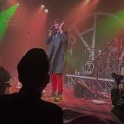 Fixer Upper Live Yard Act 1865 Southampton 29 11 22