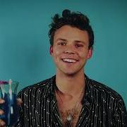 Ashton Irwin CHAOTIC Cocktail Chats Moments 5sos